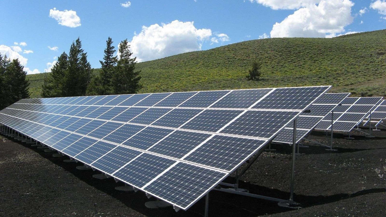 An Ultimate Guide on DCR Solar Panel